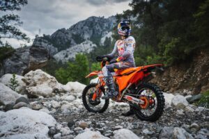 KTM renouvelle sa gamme enduro et relance la 125 EXC
