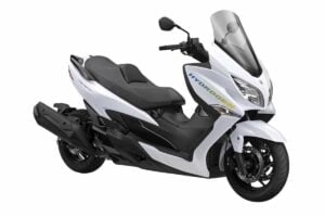 Suzuki développe un prototype de scooter fonctionnant à l'hydrogène