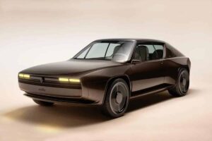 La Renault 17 des années 1970 renaît sous la forme d'une voiture de sport électrique rétro-futuriste et brutale