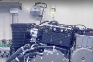 Un moteur hybride 2 temps super efficace et sans vibrations vient au secours des moteurs à combustion