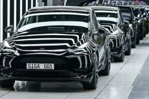 La Tesla Model Y présentera une version inattendue (et importante) en 2025 pour se démarquer de la concurrence
