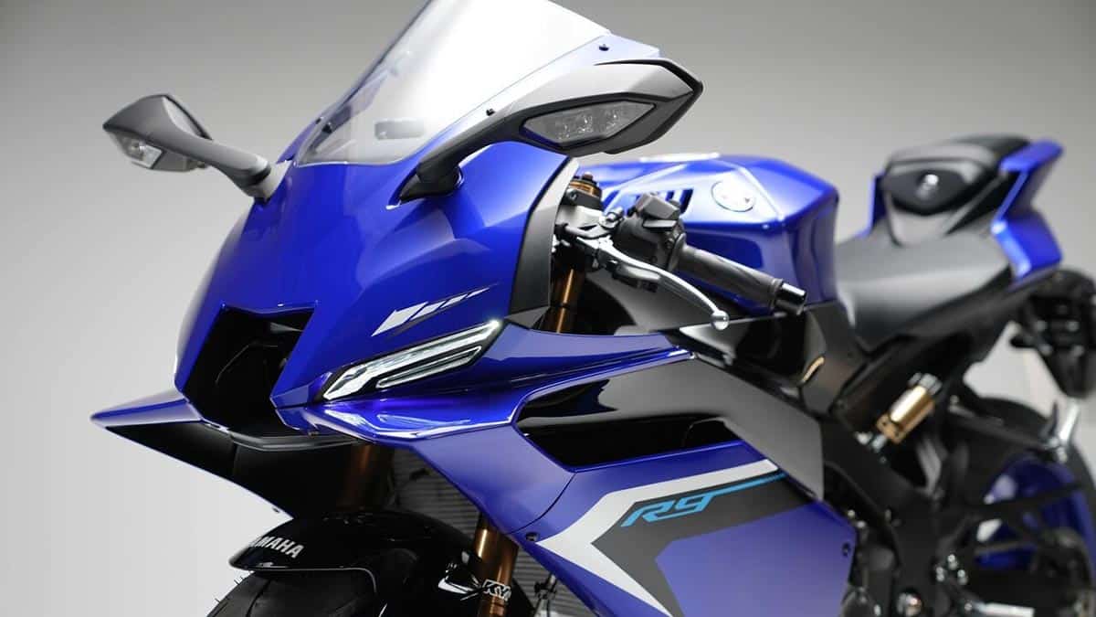 Nouvelle Yamaha R9