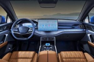 Le géant chinois qui fait trembler BMW : Un SUV hybride XXL avec la soif d'une citadine