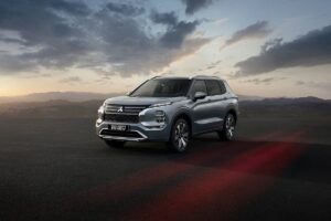 Le nouveau Mitsubishi Outlander PHEV arrive en Europe, et il est moins cher qu'on ne pourrait le croire