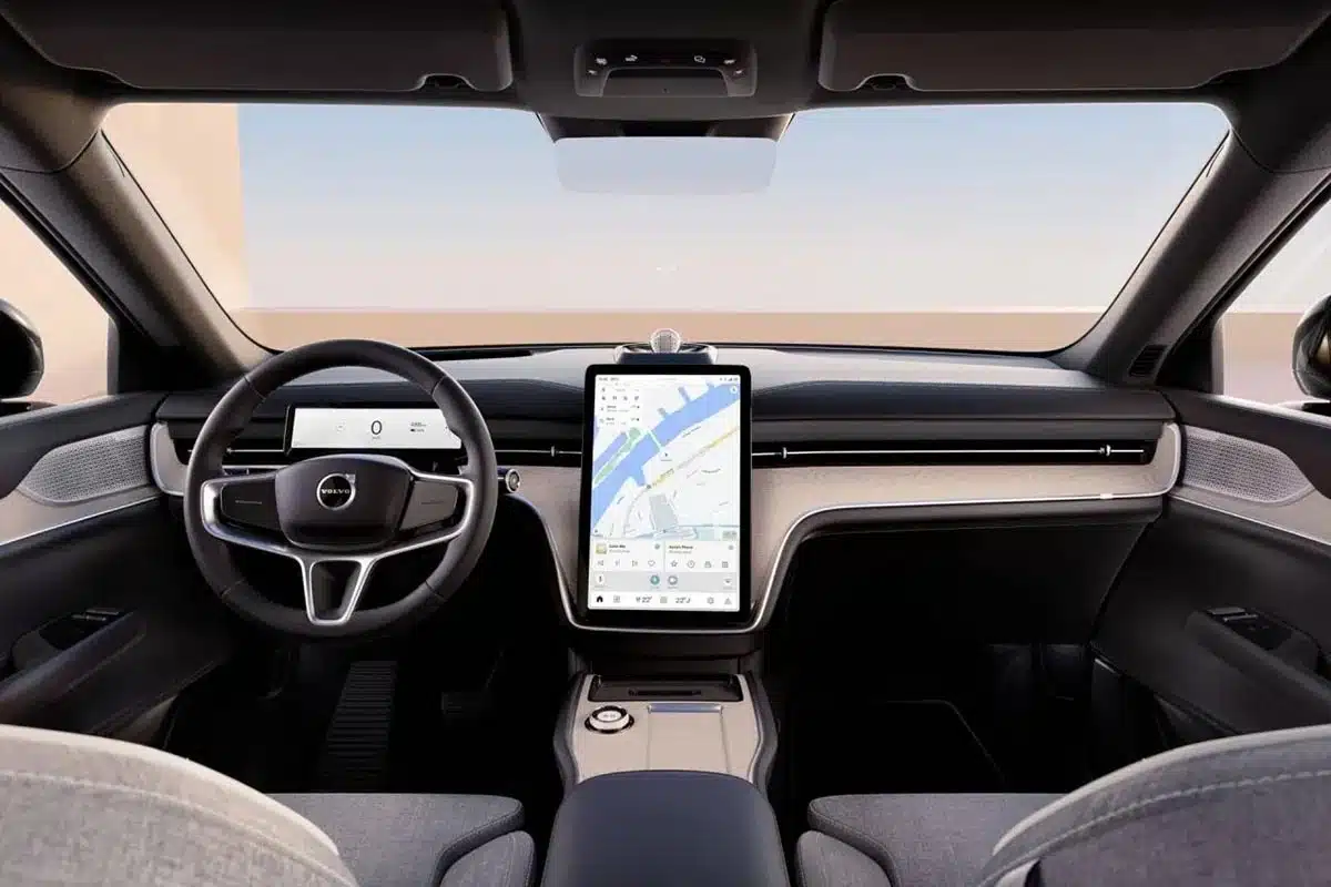 Le Volvo EX90 : un modèle électrique haut de gamme pour 2025