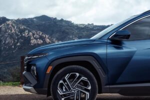 Le SUV Hybride familial qui ridiculise les citadines avec un consommation exceptionnelle de : 5,1L/100 !