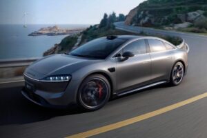 Huawei et son étonnante voiture électrique pour égaler le succès de la Xiaomi SU7