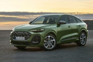 Nouveau Q5 Sportback : Le SUV hybride d'Audi qui fait tout mieux avec ses 367ch de sportivité!