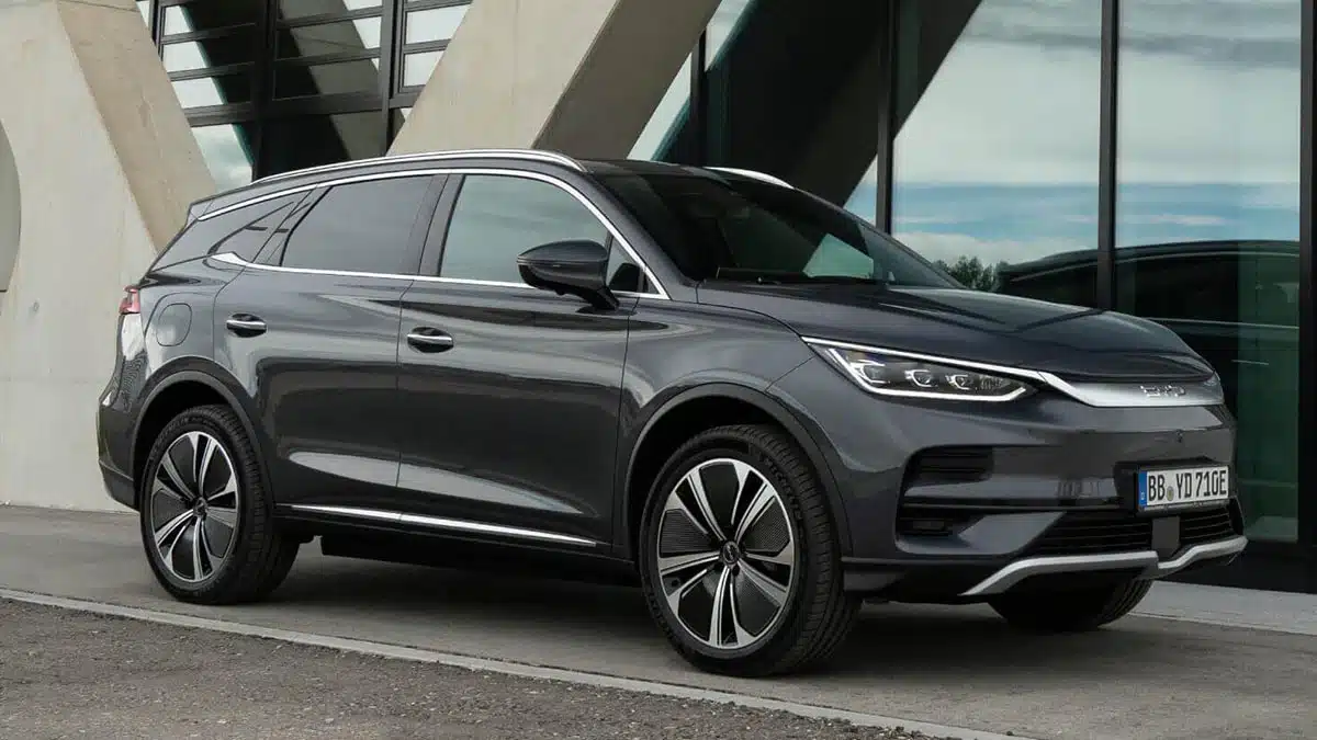 Les Japonais ont découvert le secret des voitures électriques BYD.