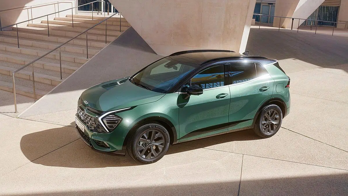 SUV hybride à 32 850 € alliant performances, économie et confort.