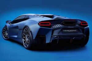 Lamborghini devance Mercedes : une technologie hybride révolutionnaire entre en scène