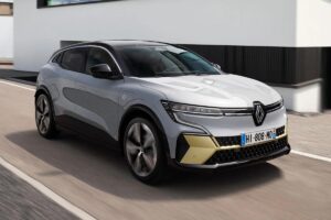 Renault Mégane E-Tech 2024 : plus moderne, plus performante, toujours électrique !