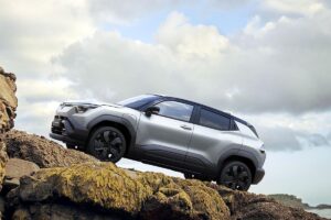 Suzuki e-Vitara : le premier SUV 100 % électrique de la marque débarque en Europe