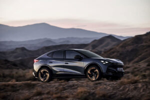 XPeng G6, Cupra Tavascan, Kia EV6 : La bataille des crossovers électriques s'intensifie