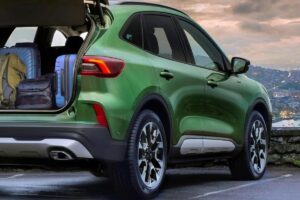 Ce SUV hybride rivalise avec le Toyota RAV4 pour 5 000 euros de moins