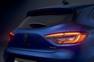 Renault Clio E-Tech 2024 : La révolution hybride à la française