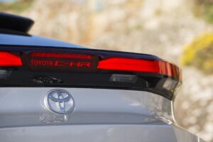 Toyota C-HR : l’icône des SUV hybrides atteint un million de ventes en Europe