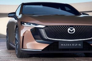 Mazda passe à l’électrique : un futur ambitieux avec des batteries maison