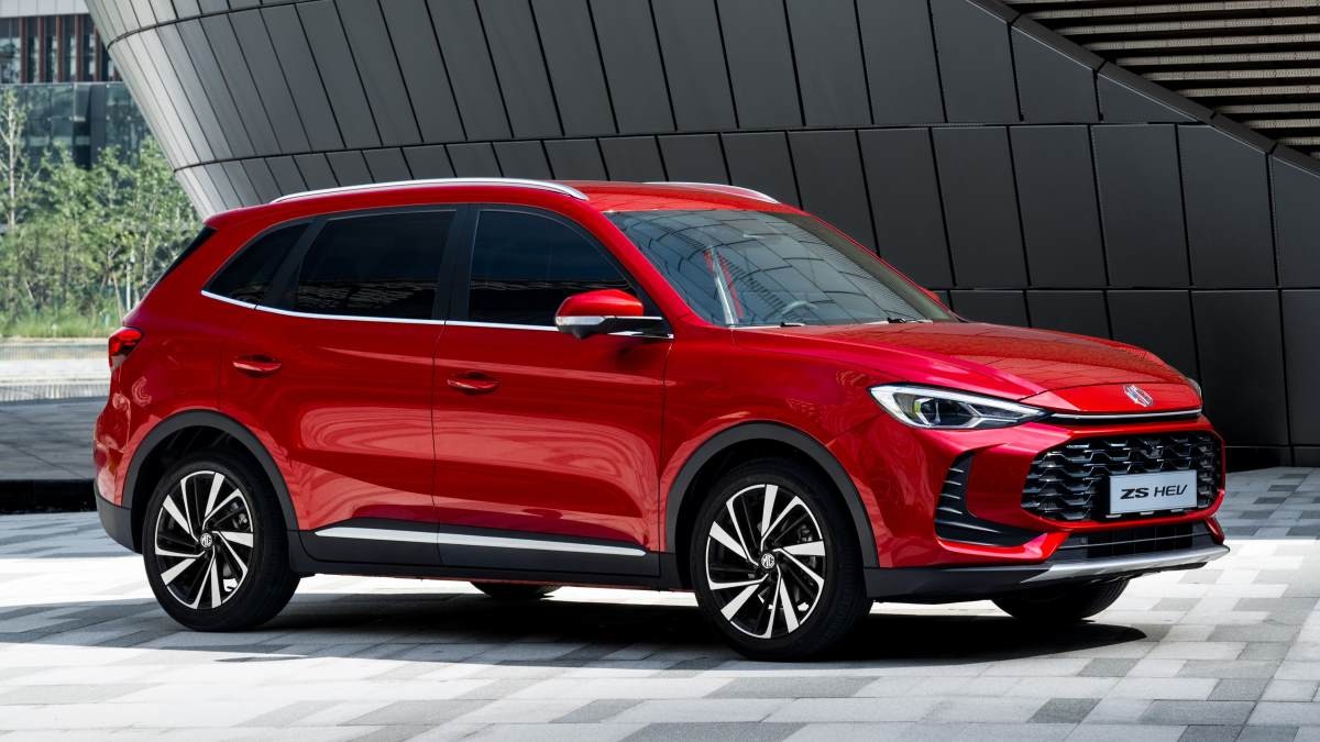 Vue extérieure du MG ZS Hybrid+ avec son design modernisé