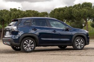 Un SUV hybride léger qui conjugue économie et polyvalence