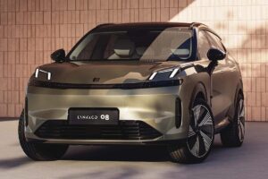 Le cousin low-cost de Volvo frappe fort : 200 km d'autonomie électrique pour son SUV hybride