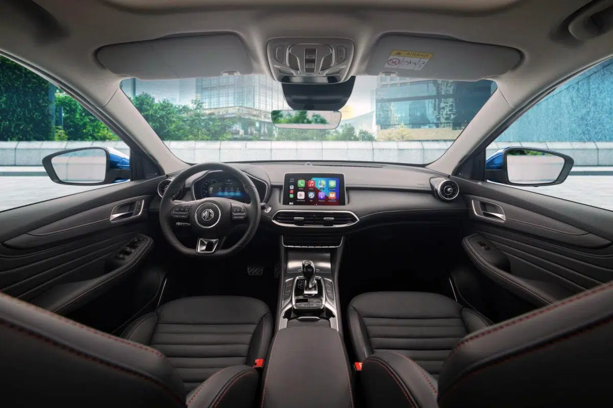 Intérieur MG HS hybride - Cockpit digital et finitions soignées