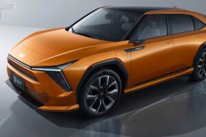 Honda, Suzuki et Tesla : l'alliance qui pourrait transformer la réglementation automobile européenne