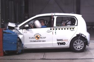 L'industrie automobile face à un dilemme : sécurité maximale ou voitures abordables