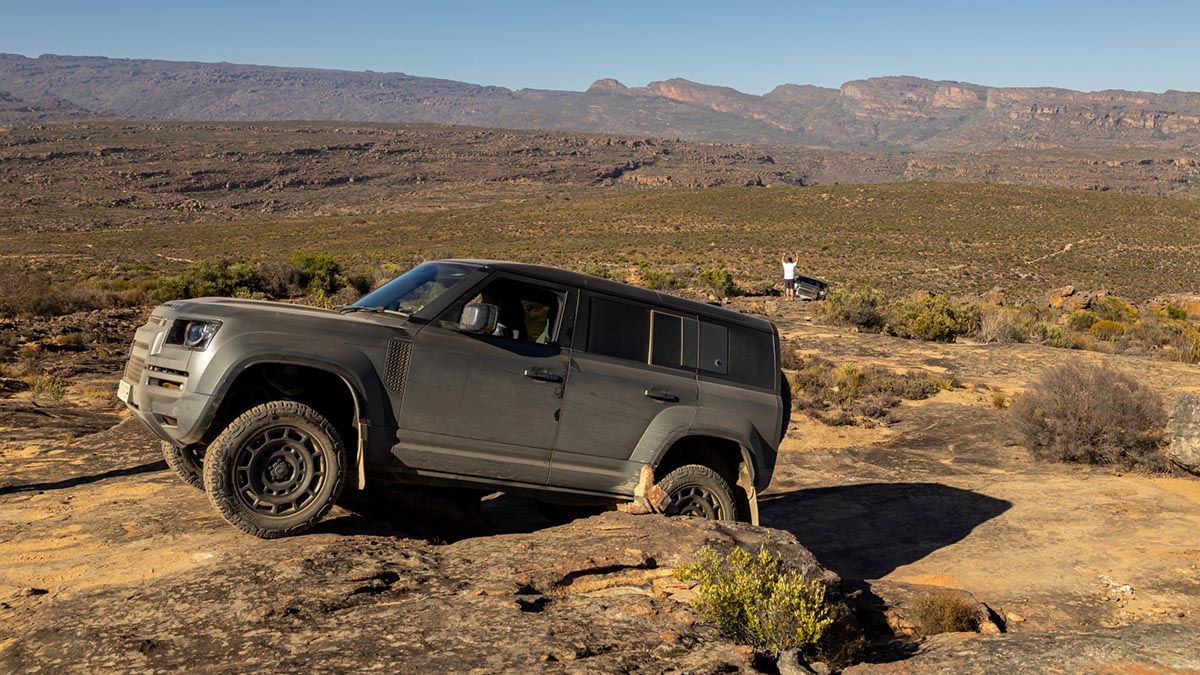 Prototype du Land Rover Defender Sport 2027 en test, SUV électrique compact baroudeur