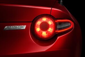 Mazda MX-5 NE : l’essence d’un mythe, contre vents et normes