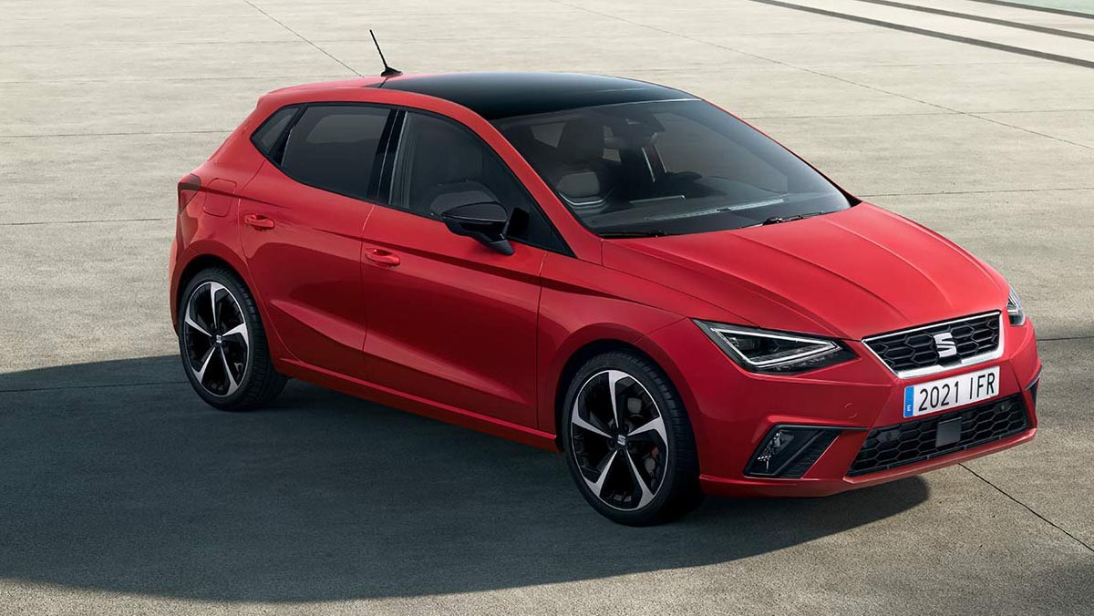 SEAT Ibiza face avant 2025 projecteurs LED calandre dynamique