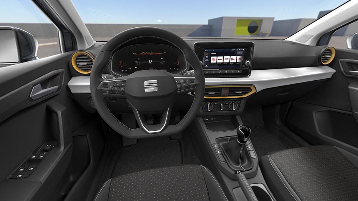Intérieur SEAT Ibiza 2025 écran tactile digital cockpit volant cuir