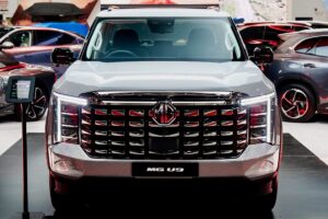 Premières images officielles du MG U9, imposant SUV hybride-diesel de 5,5 mètres de longueur