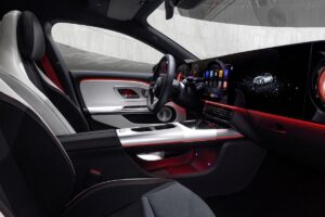 Mercedes CLA électrique 2025 : la riposte premium face à Tesla