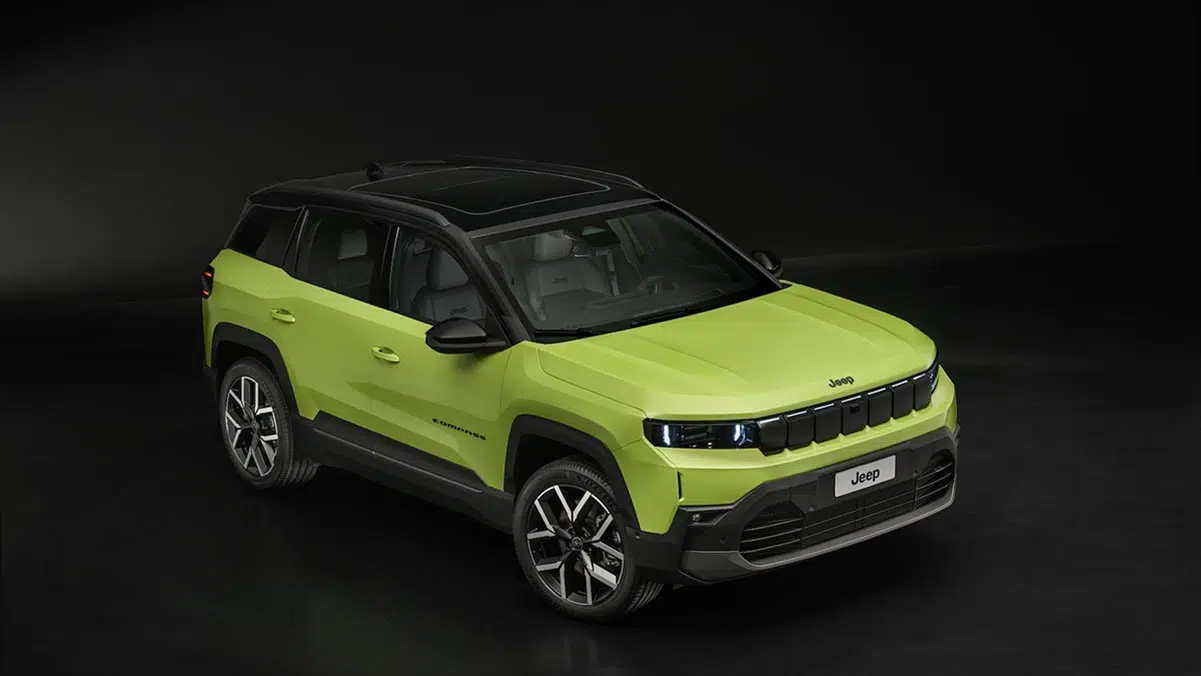 Face avant du Jeep Compass 2025 avec calandre à sept fentes et signature LED Matrix