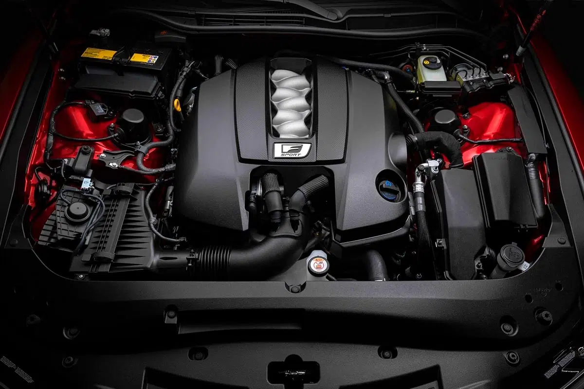  Moteur V8 atmosphérique 5.0 litres de la Lexus IS 500 Ultimate Edition développant 479 chevaux
