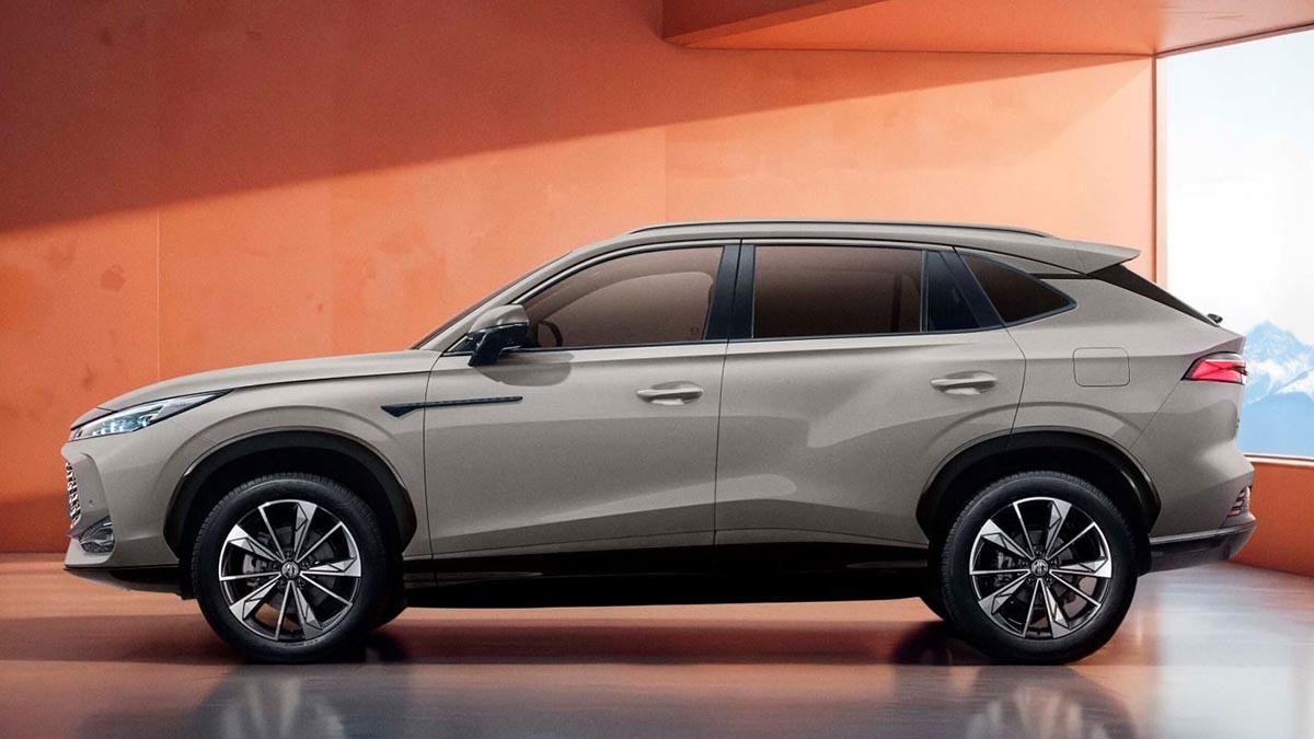 MG HS Hybrid+ SUV hybride 224 ch vue de profil design familial gabarit Toyota RAV4