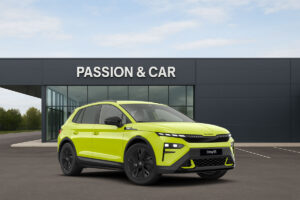 Skoda Elroq RS SUV électrique compact sportif en présentation dynamique