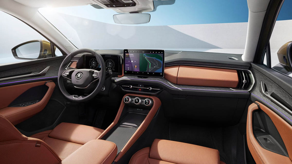 Skoda Kodiaq PHEV intérieur SUV hybride rechargeable tableau de bord digital finitions soignées