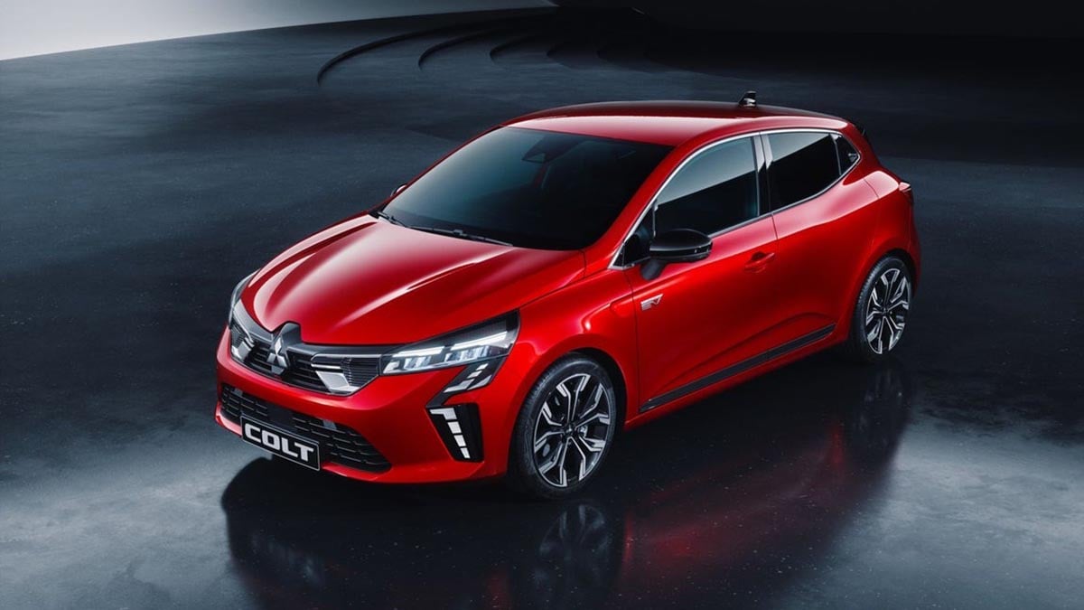 Profil latéral du Mitsubishi Colt GLP 2025 gris avec jantes alliage 16 pouces et feux LED