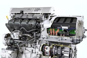 Toyota Hybrid Synergy Drive moteur hybride durable précurseur électrique histoire automobile révolution