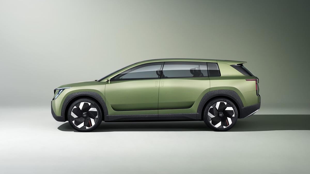 Profil latéral du concept Škoda Vision 7S, illustrant le style Modern Solid du futur break Vision O