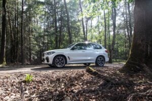 SUV 4x4 premium d'un constructeur inattendu positionné comme concurrent du Land Rover Defender et Mercedes Classe G