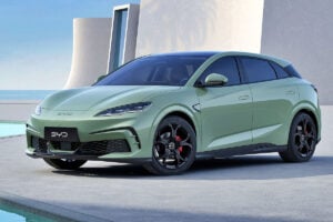 Compact hybride premium BYD équipé du moteur le plus performant de la marque destiné à conquérir le marché européen