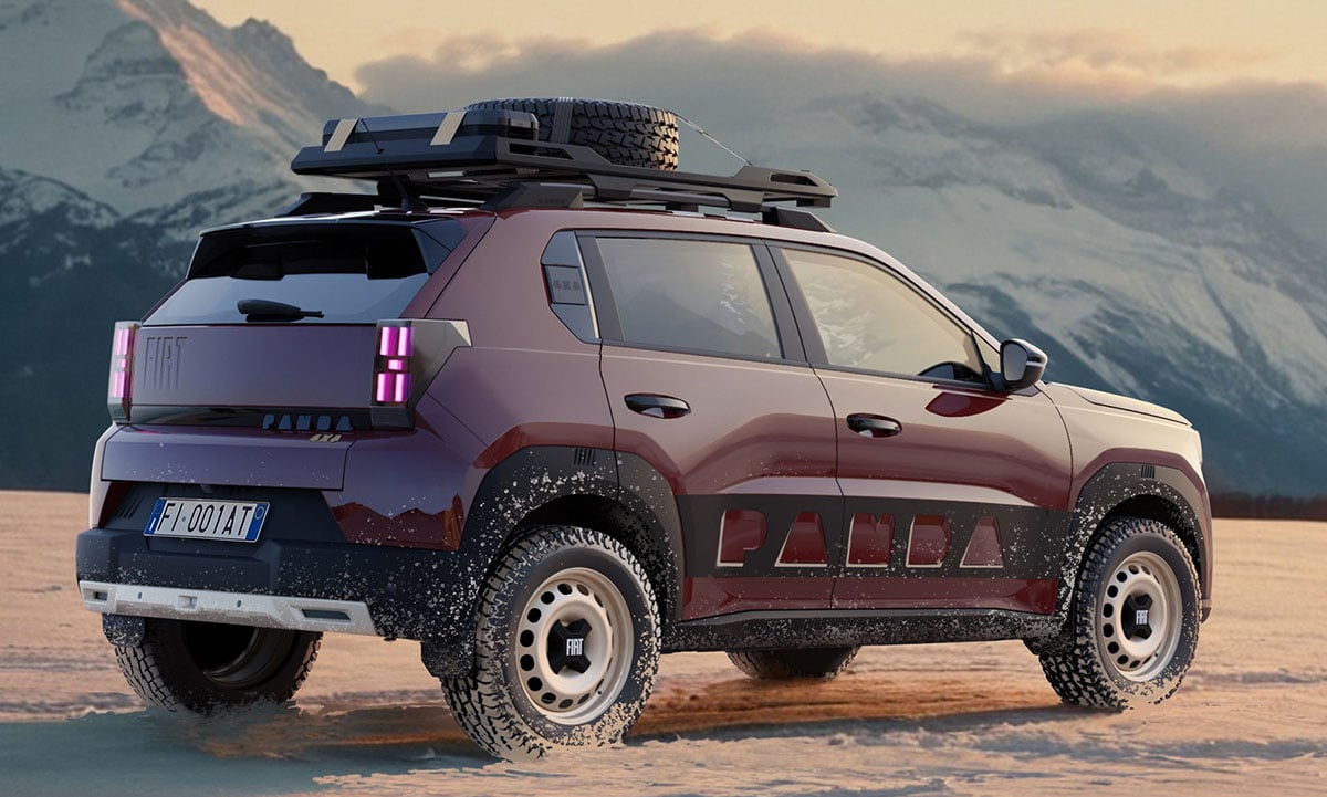 Arrière du Fiat Grande Panda 4x4 hybride léger avec feux LED et bouclier protégé pour usage hors route