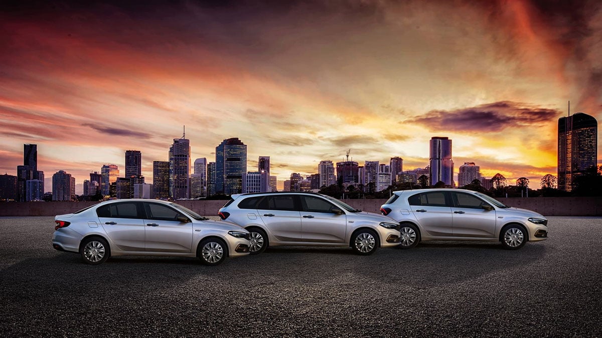 Fiat Tipo 2025 berline, hatchback et break alignées côte à côte