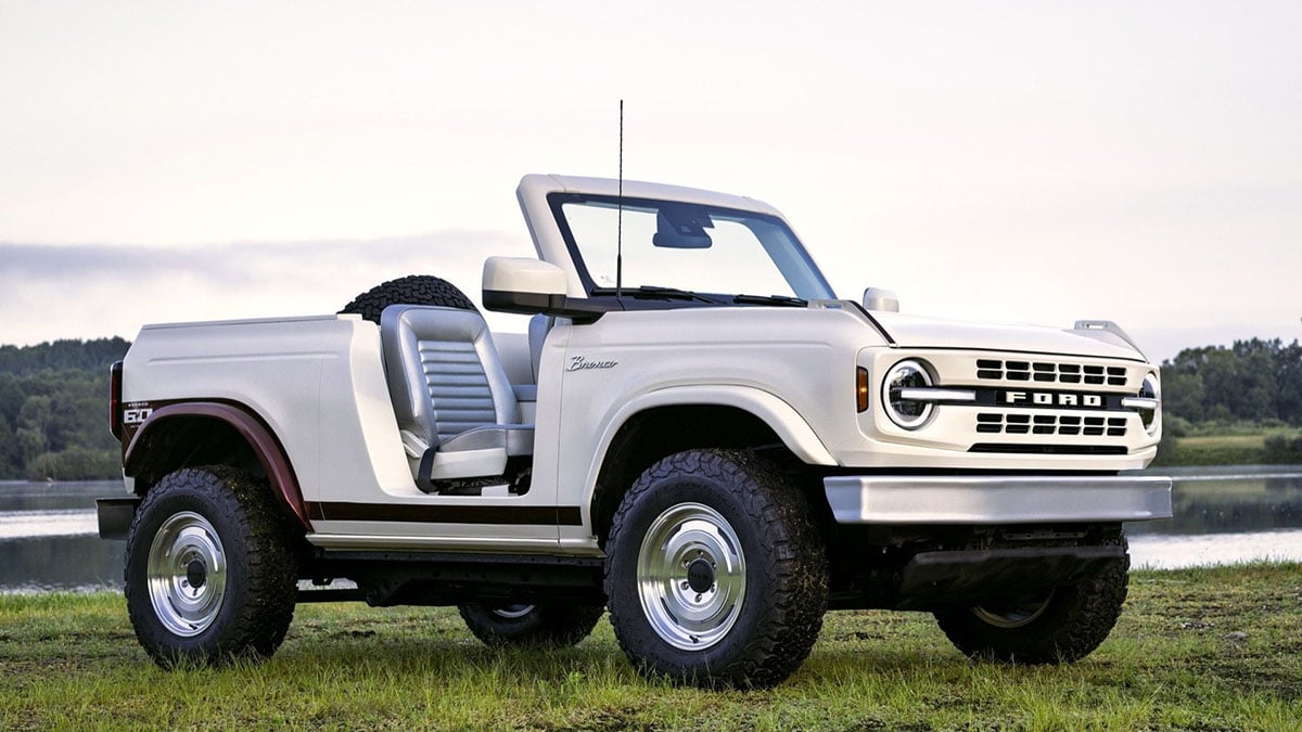 Ford Bronco Roadster Concept 2025 de face, sans toit ni portes, le 4x4 le plus puriste inspiré du modèle original U13.