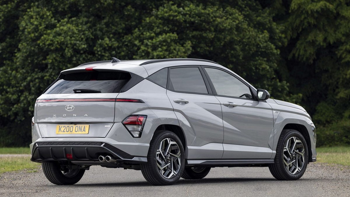 Arrière du Hyundai Kona 2026 avec signature lumineuse horizontale