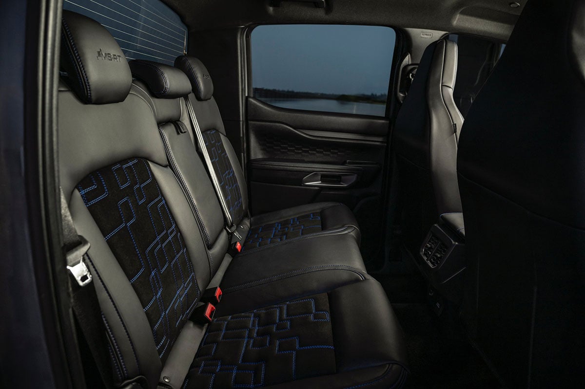 Banquette arrière Ford Ranger MS-RT avec sellerie sport et appuie-têtes réglables