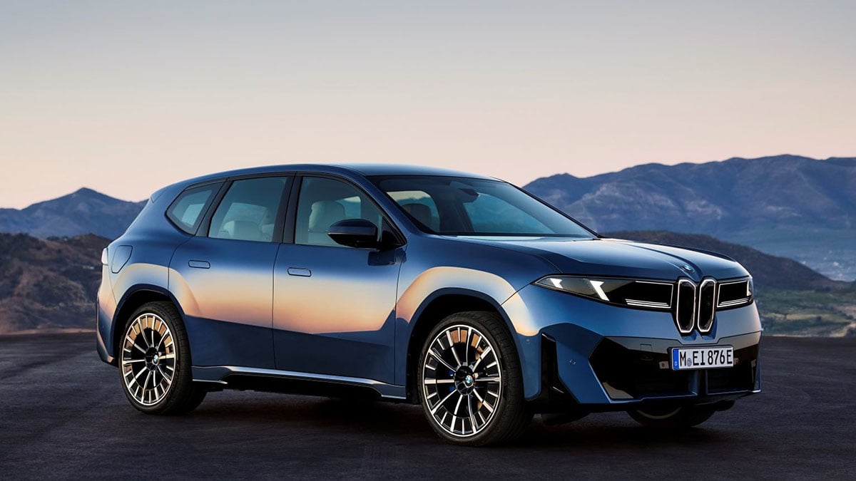 Profil du BMW iX3 Neue Klasse avec design épuré et silhouette de SUV électrique